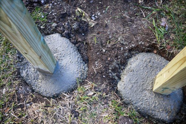Fence Post Repair in Alexandria