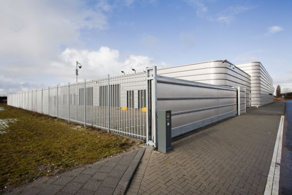 Industrial Fence Repair in Alexandria