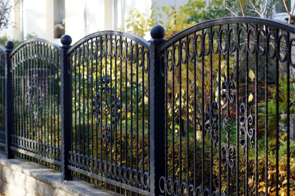 Iron Fence Installation in Alexandria