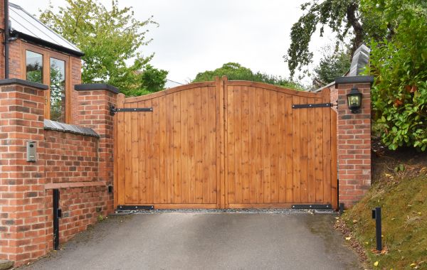 Wooden Gate Replacement in Alexandria