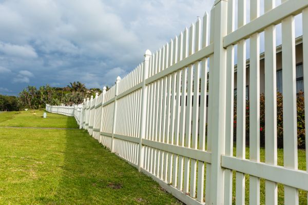 Fence Reattachment in Alexandria
