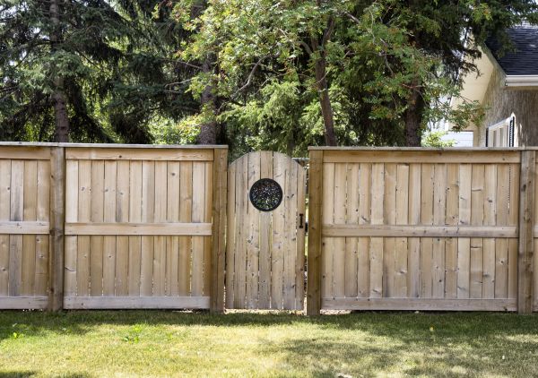 Fence Door Repair in Alexandria