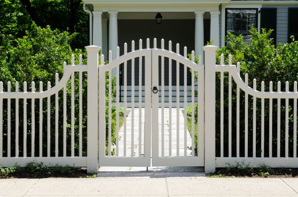 Fence Entrance Repair in Alexandria